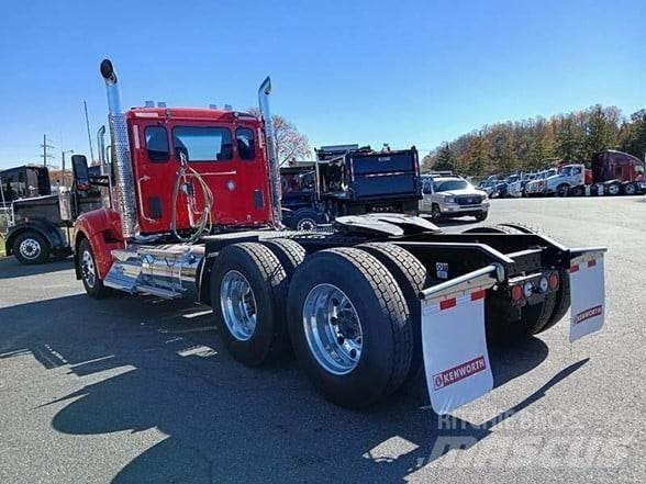 Kenworth W990 Ťahače