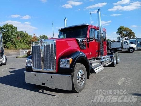 Kenworth W990 Ťahače