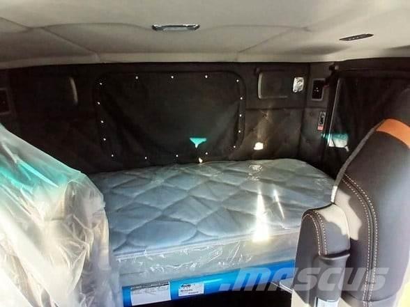 Kenworth W990 Ťahače