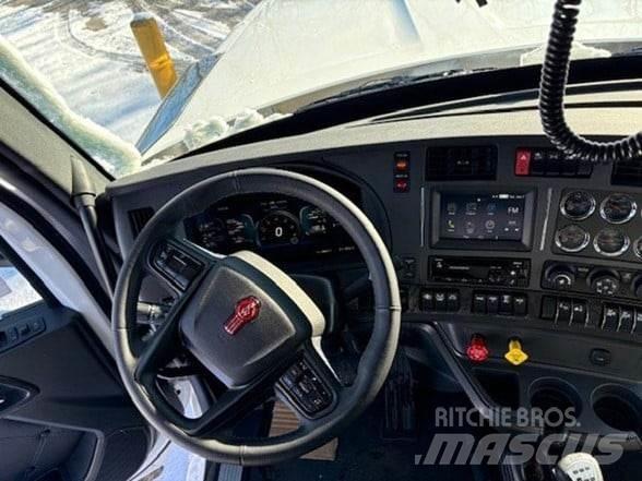 Kenworth W990 Sklápače