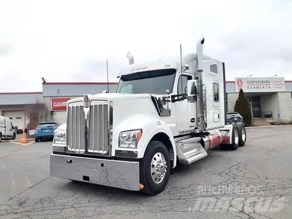 Kenworth W990 Ťahače