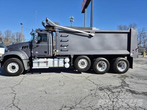 Mack GRANITE 64FR Sklápače