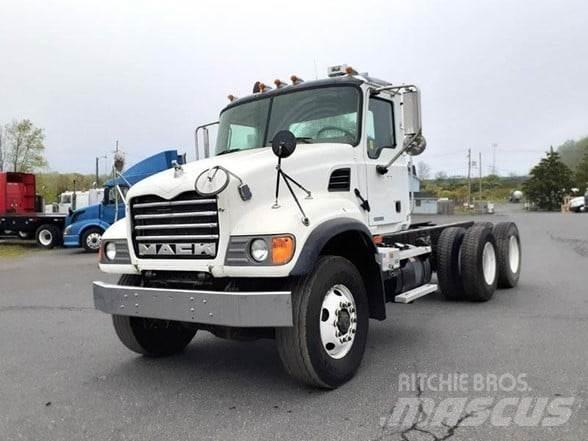Mack GRANITE CV713 Nákladné vozidlá bez nadstavby