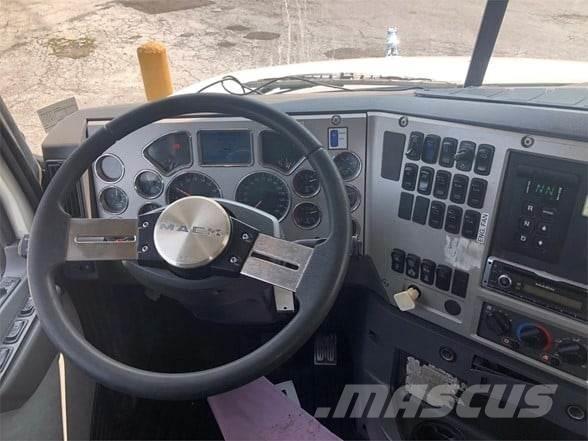 Mack GRANITE GU713 Smetiarske vozidlá