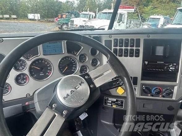 Mack GRANITE GU713 Sklápače