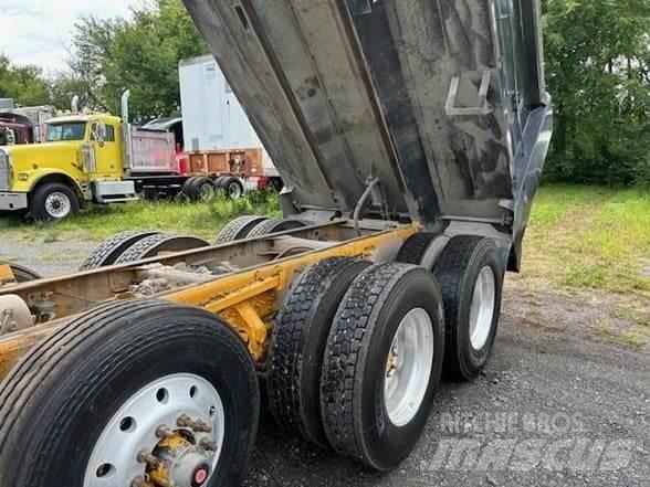 Mack GRANITE GU713 Sklápače