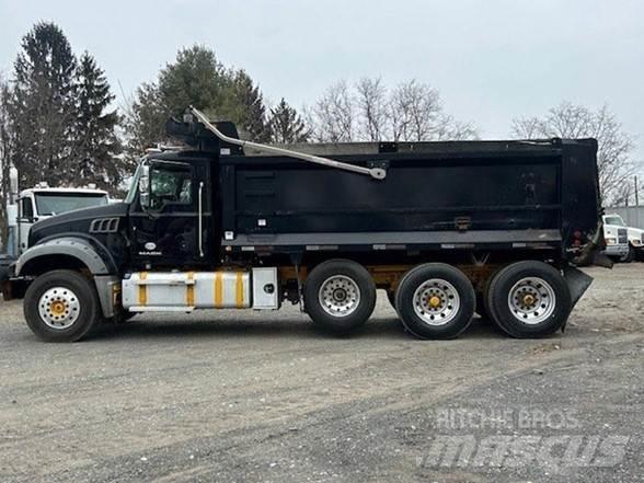 Mack GRANITE GU713 Sklápače
