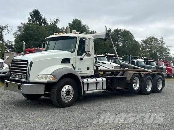 Mack GRANITE GU813 Smetiarske vozidlá