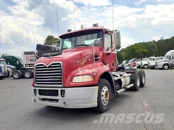 Mack PINNACLE CXU613 Ťahače