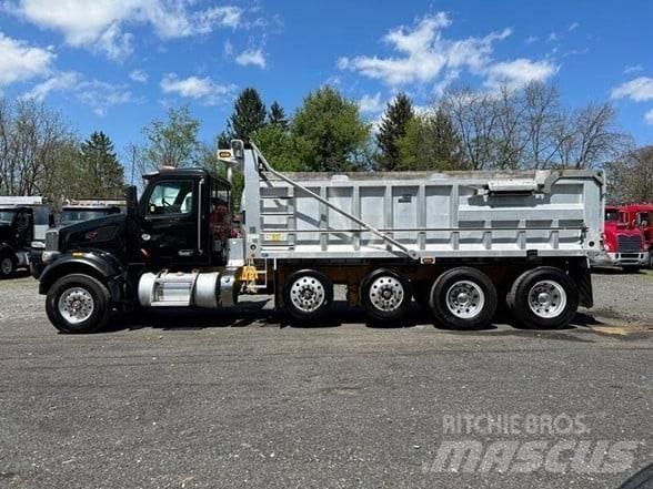 Peterbilt 567 Sklápače