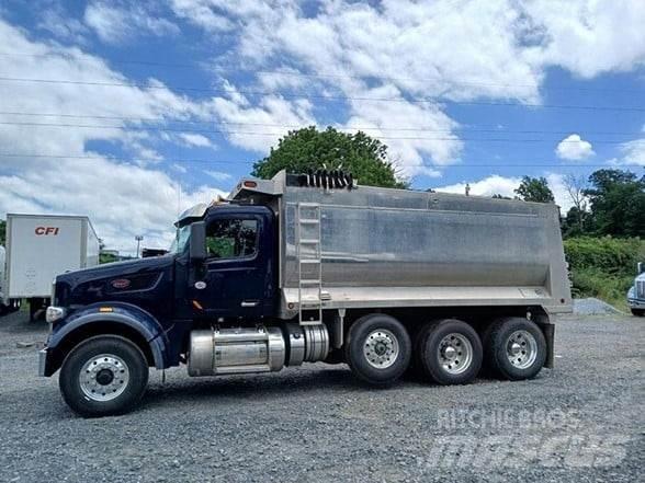 Peterbilt 567 Sklápače