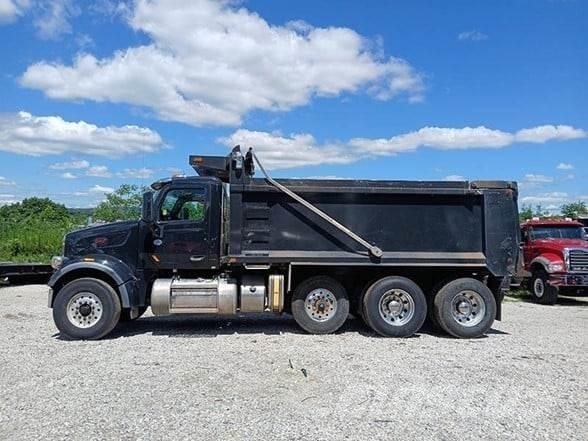 Peterbilt 567 Sklápače