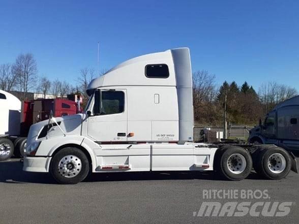 Volvo VNL64T670 Ťahače