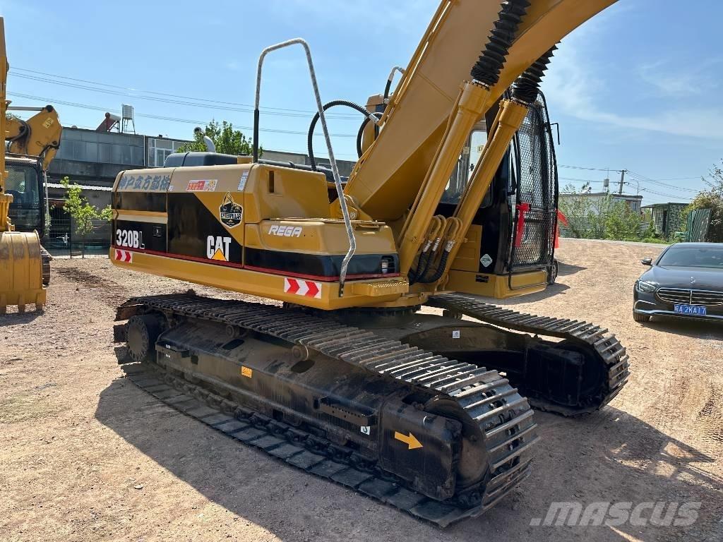 CAT 320BL Pásové rýpadlá