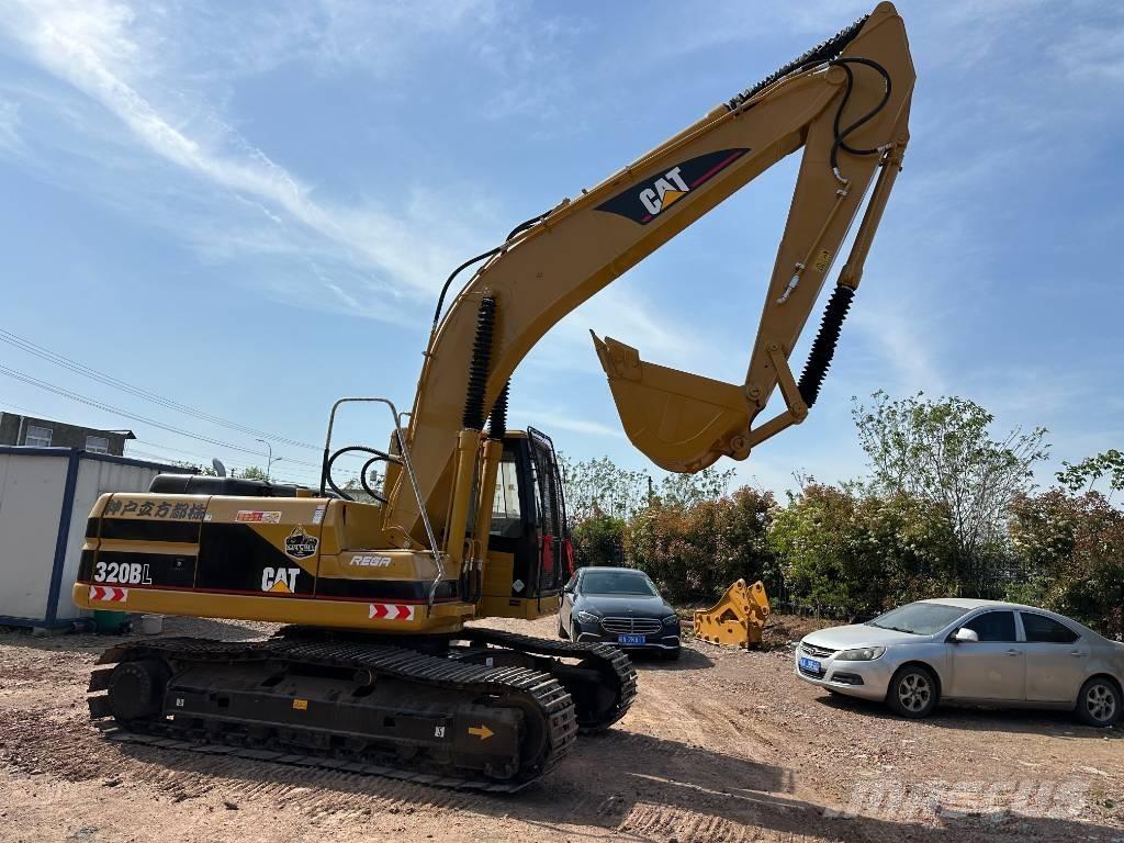 CAT 320BL Pásové rýpadlá