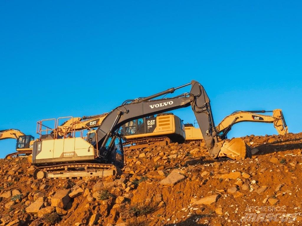 Volvo EC 220 E Pásové rýpadlá