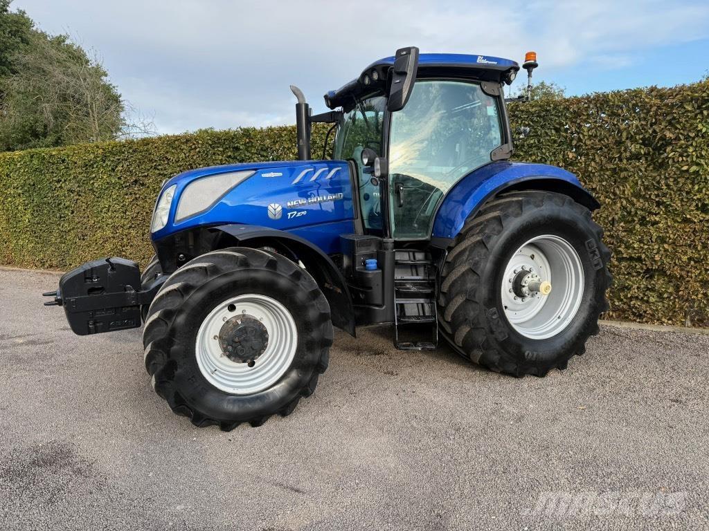 New Holland T 7.270 Traktory