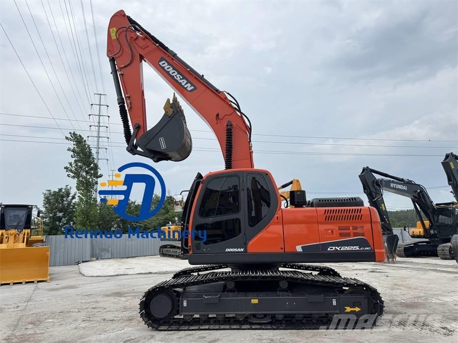 Doosan DX 225 LC-9C Pásové rýpadlá