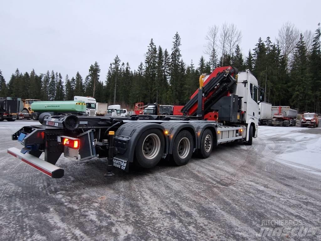 Scania R540 8x2 Hákový nosič kontajnerov