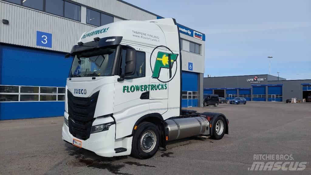 Iveco S-Way 460 LNG Ťahače