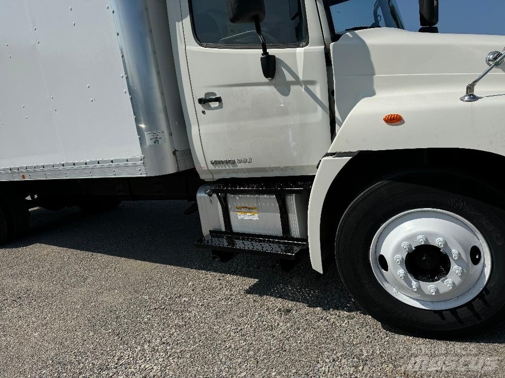 Hino 238 Skriňová nadstavba