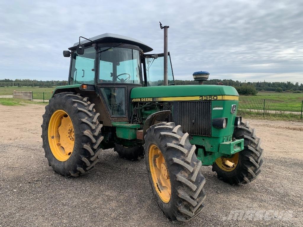 John Deere 3350 Traktory