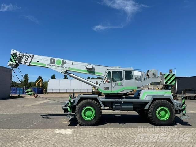 P&H 35 Univerzálne terénne žeriavy