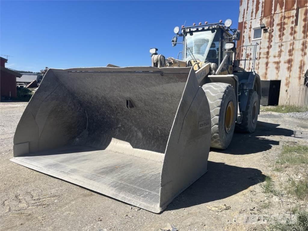 Komatsu WA470-7 Kolesové nakladače