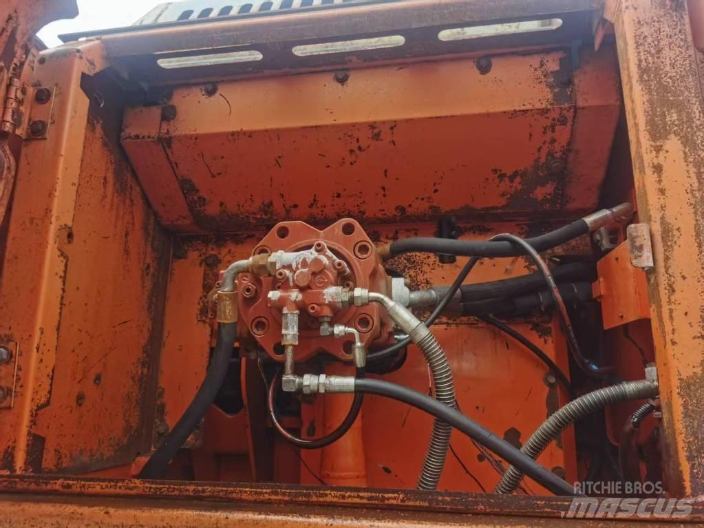 Doosan DX 300 LC Midi rýpadlá 7 t - 12 t
