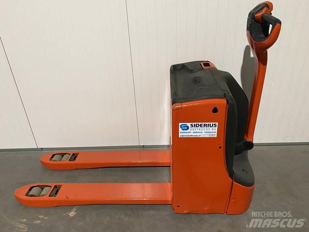 Linde T16 Ručný paletový vozík