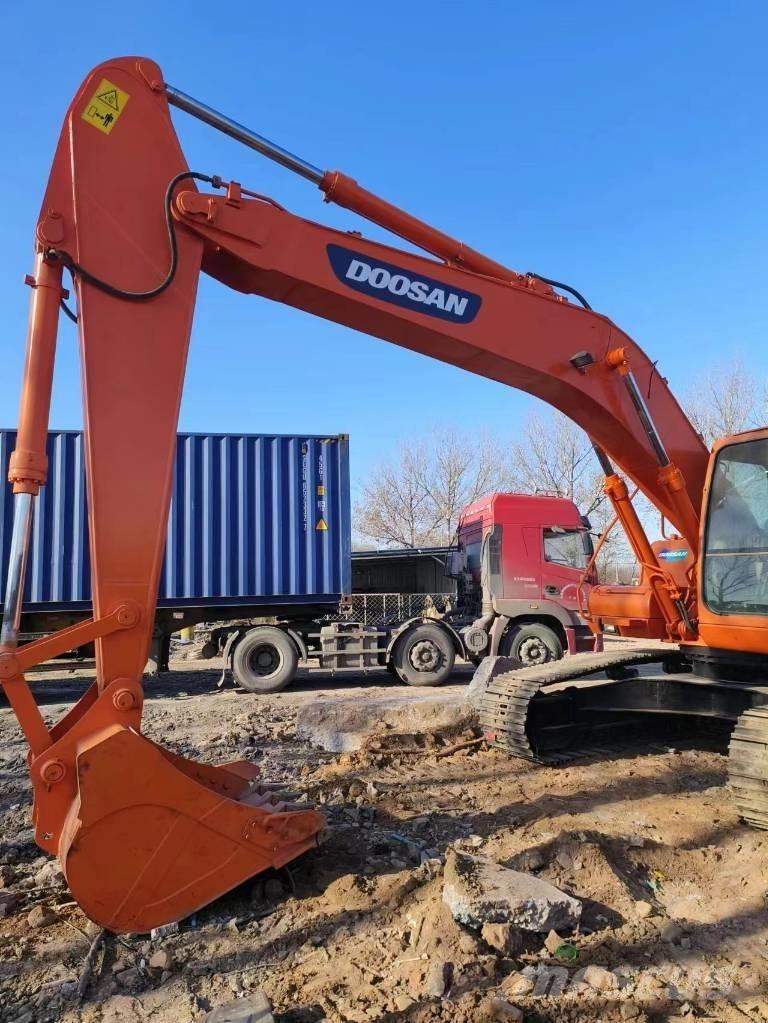 Doosan DH225LC-7 Pásové rýpadlá