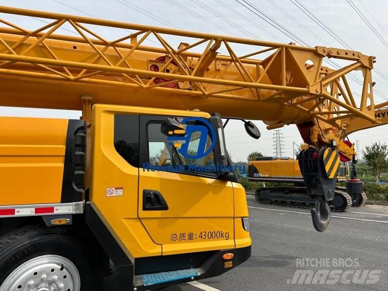 XCMG XCT 50 Univerzálne terénne žeriavy