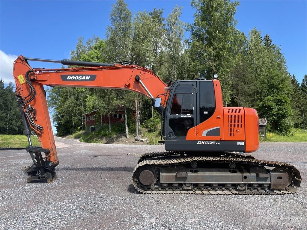 Doosan DX 235 LCR Pásové rýpadlá