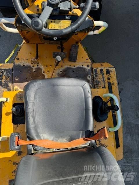 Thwaites MACH 573 Stavebné sklápače