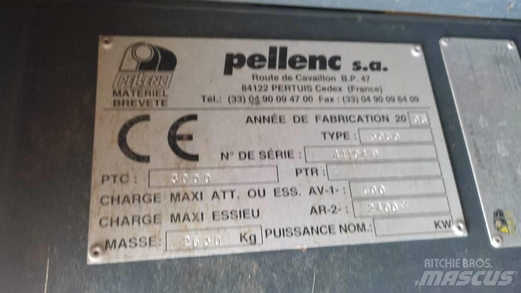 Pellenc 3050 Stroje na zber hrozna