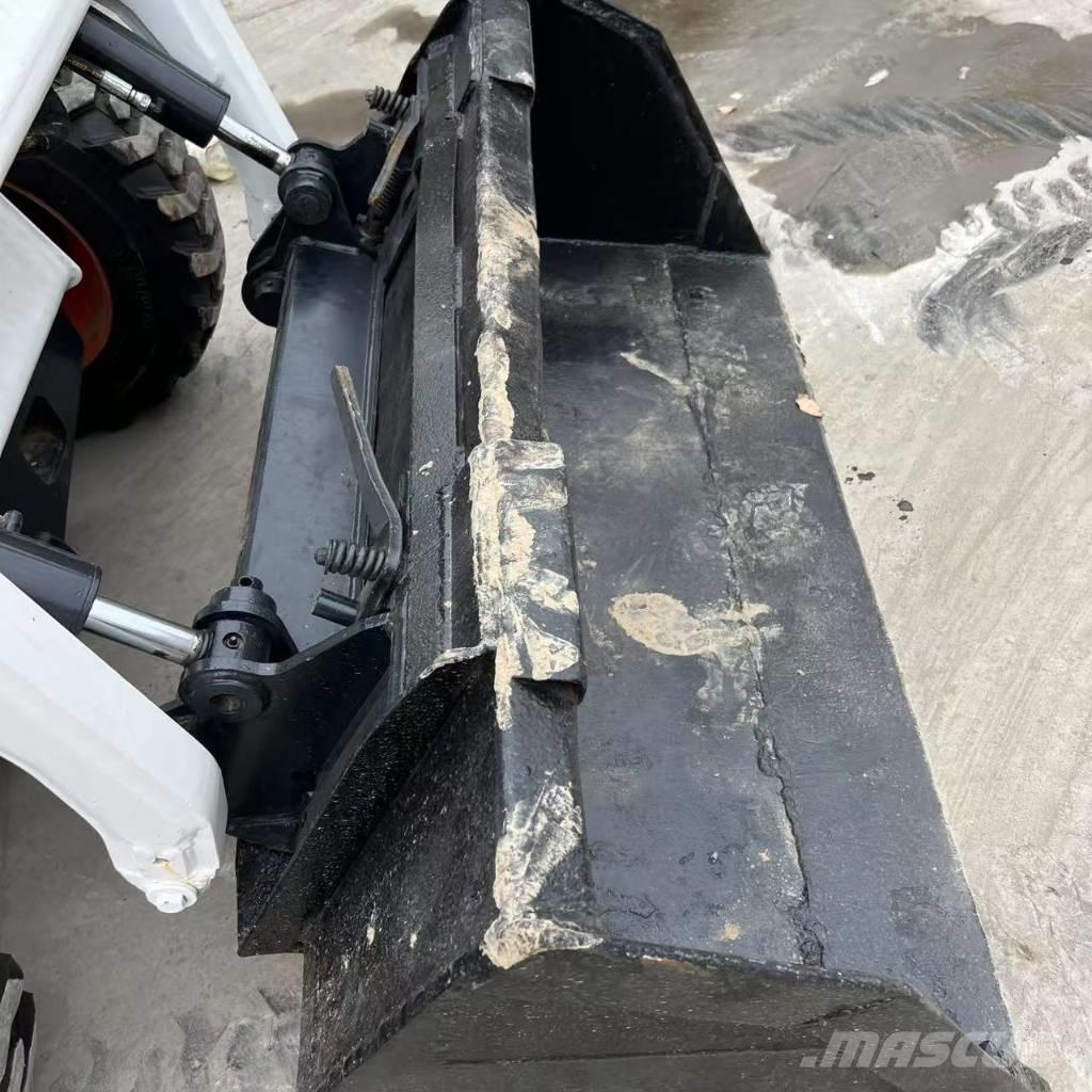 Bobcat S 160 Šmykom riadené nakladače