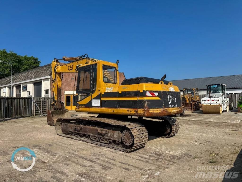 CAT 320L Pásové rýpadlá