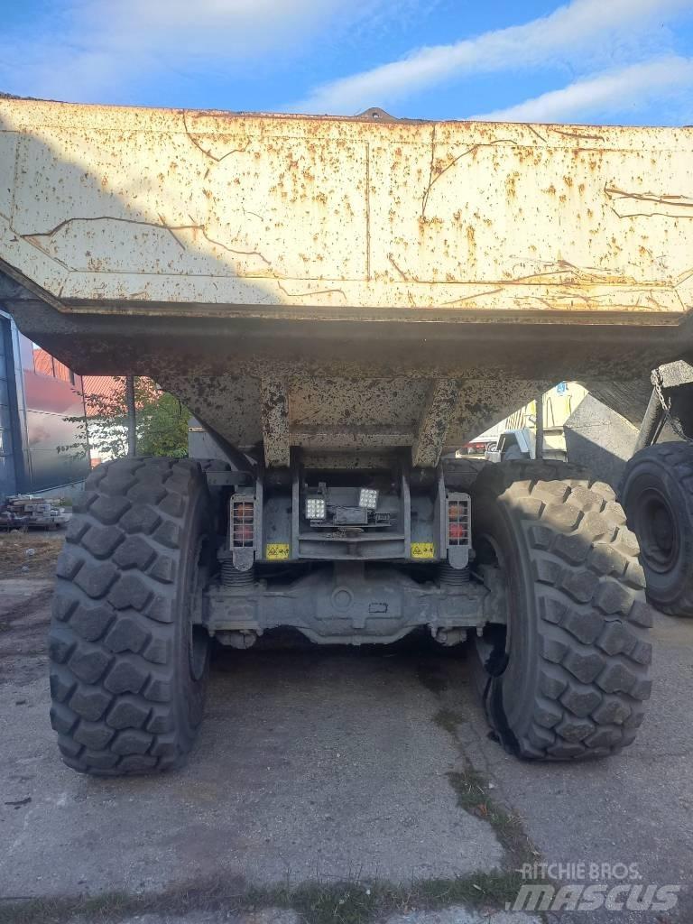 Terex TA 300 Kĺbové nákladné autá
