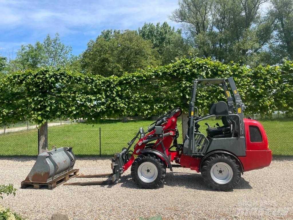 Weidemann 1260 Kolesové nakladače