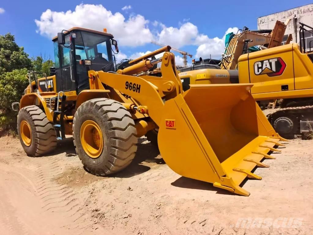 CAT 966 H Kolesové nakladače