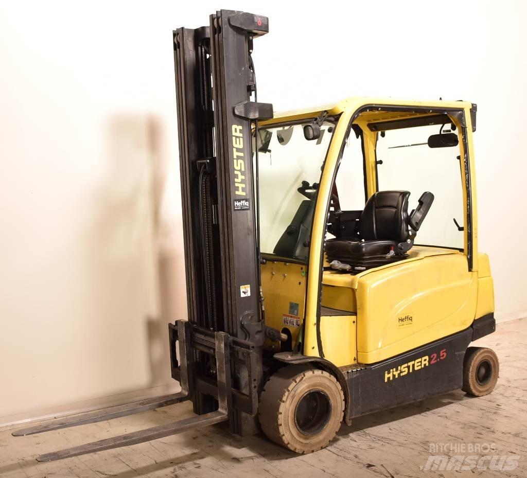 Hyster J2.5XN Akumulátorové vozíky