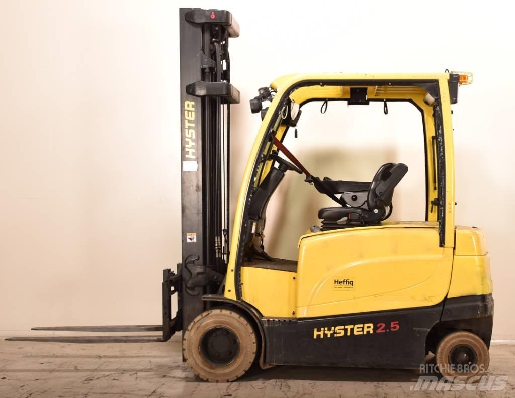 Hyster J2.5XN Akumulátorové vozíky