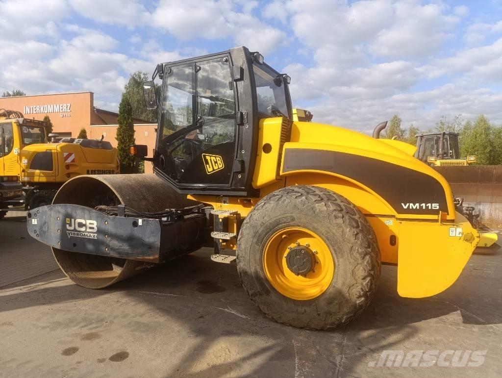 JCB Vibromax VM 115 Ťahačové valce