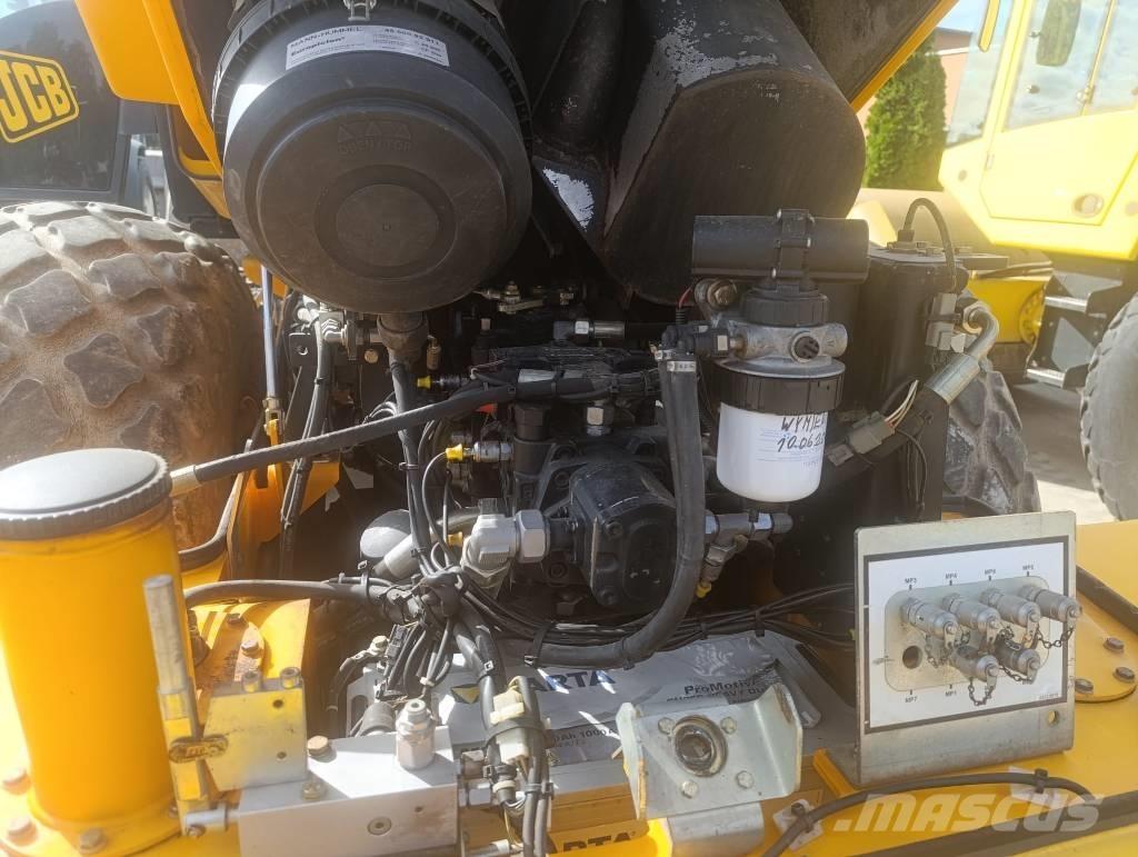 JCB Vibromax VM 115 Ťahačové valce