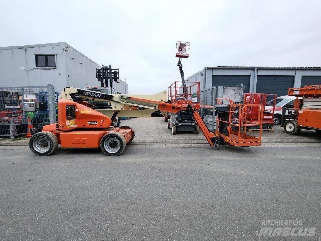 JLG M 450 AJ Kĺbové plošiny