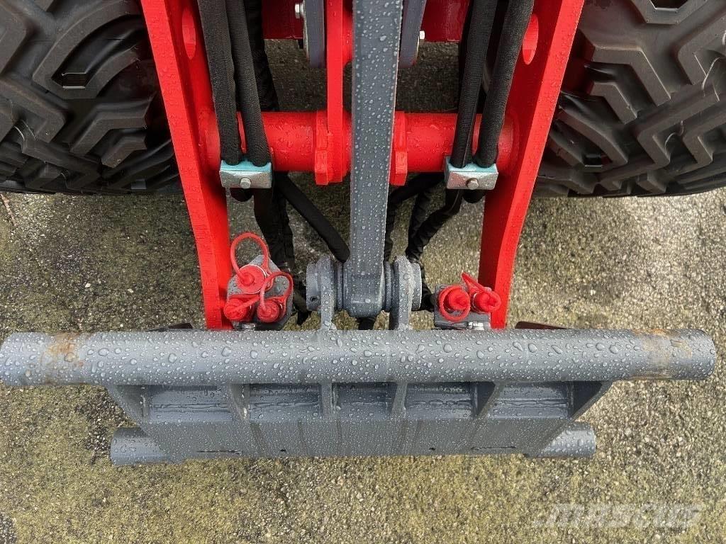 Flexitrac 1248 Cab Viacúčelové nakladače