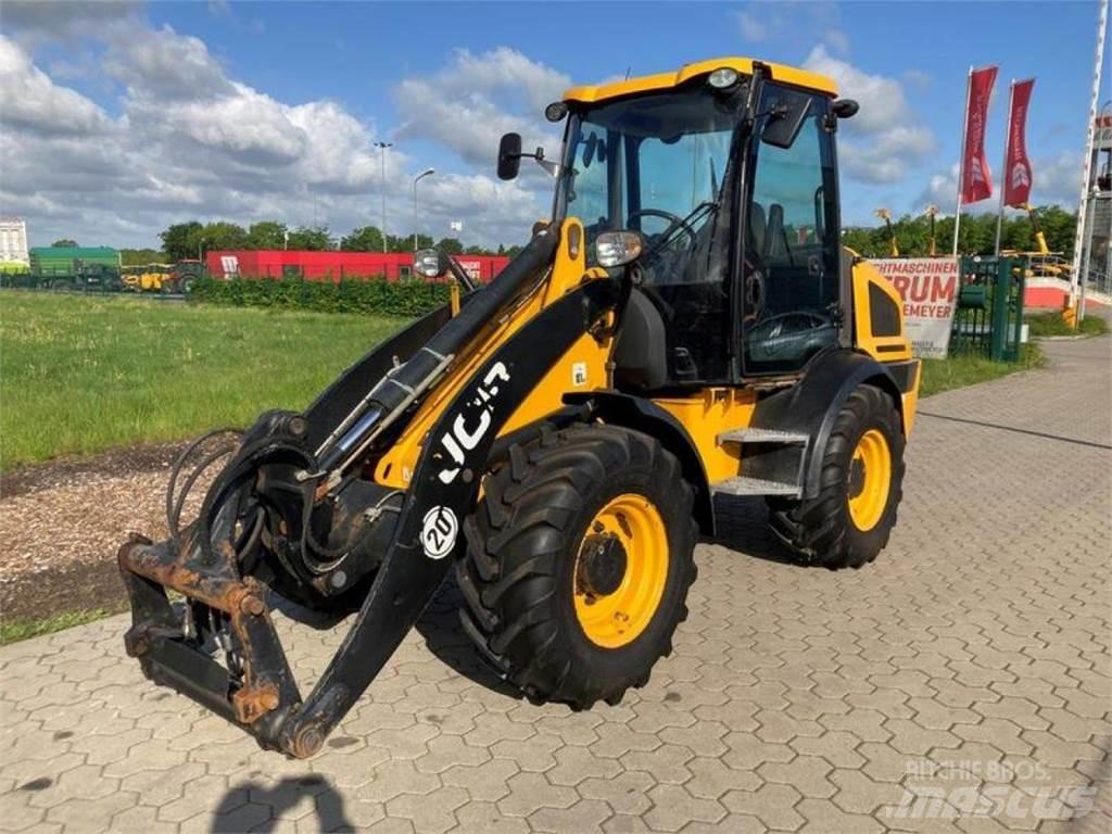 JCB 409 Kolesové nakladače