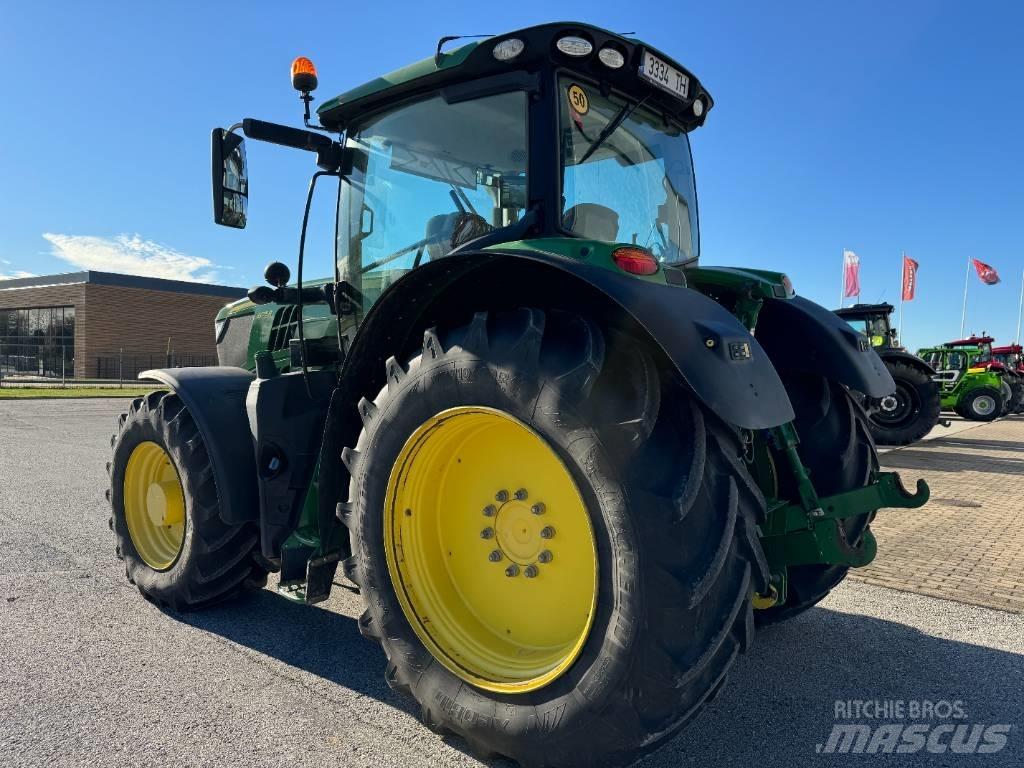 John Deere 6175 R Traktory
