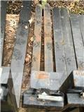 JCB Forks Pin & Cone Ďalšie nakladače, rýpadlá a príslušenstvo