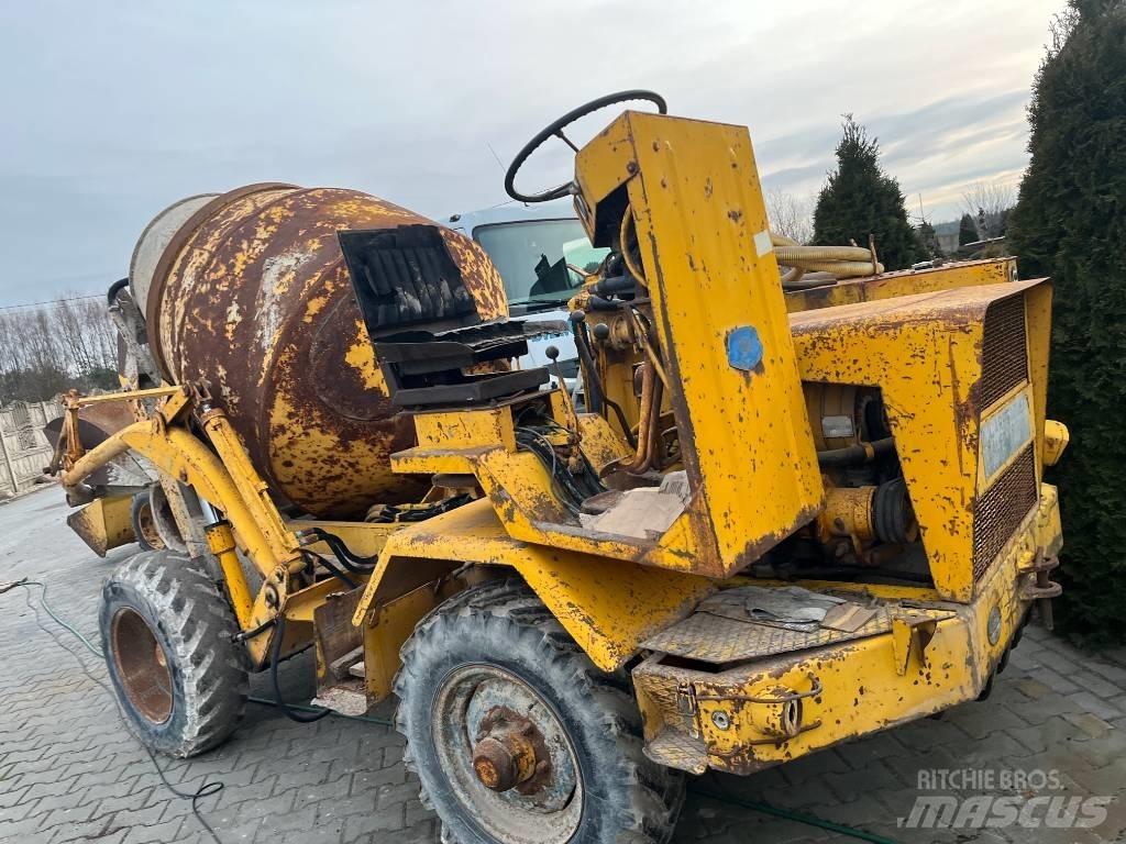Fiori 4X4 Stroje na betónové dlaždice